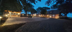 Cozy Hideaway - Rustic Charm & Outdoor Adventure 1, Hornsyld
